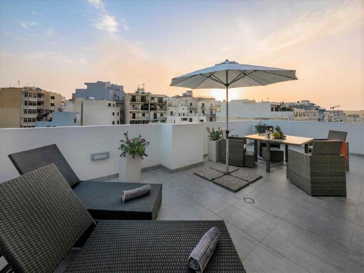 Stunning Penthouse Roof Terrace & Communal Swimming Pool St. Paul's Bay Exterior foto